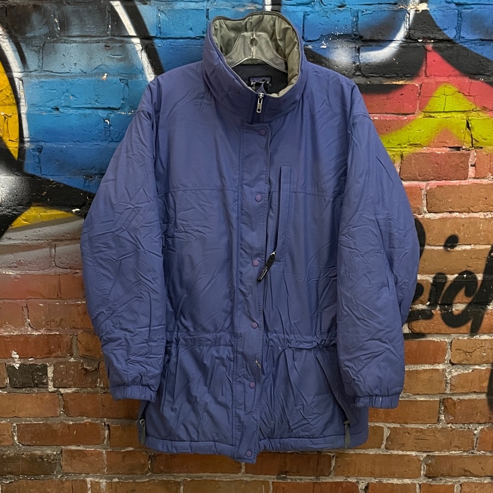 PATAGONIA-women’s vintage blue long sleeve full-zip puffer parka jacket